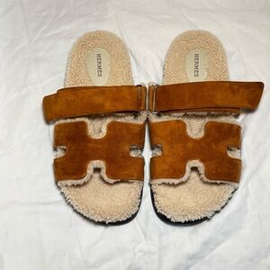 Men’s Chypre Suede Shearling Sandals Size 41 - Worn once!